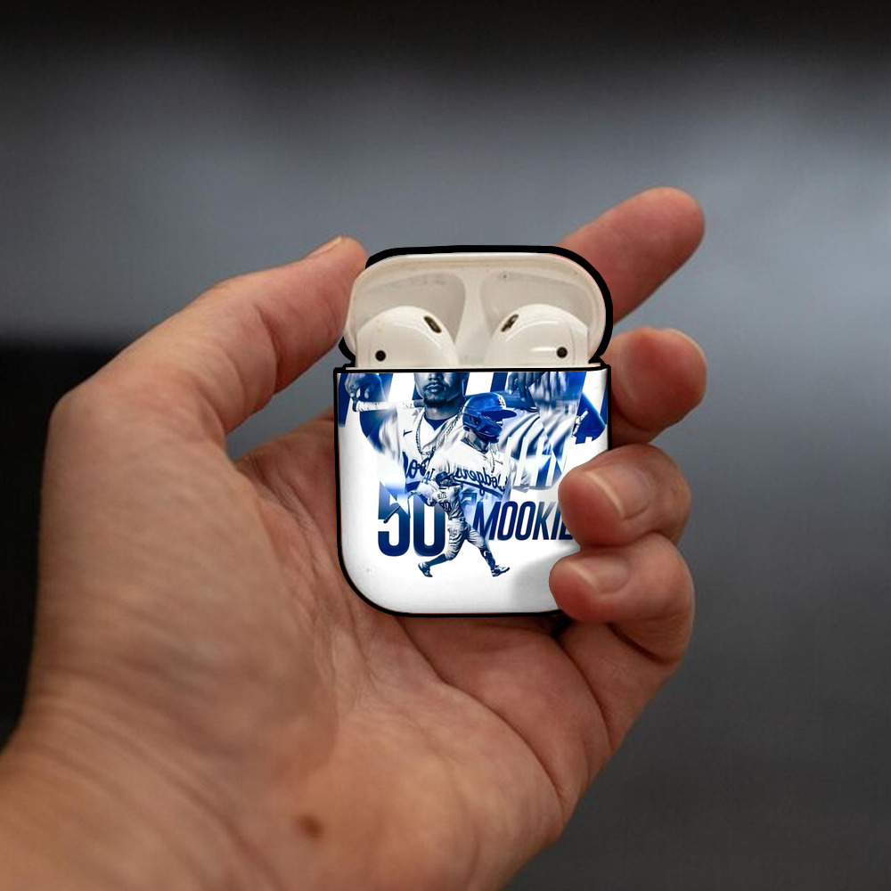  AirPods 2 Case Hard Shell Black, Flexible PC Material, Precise Cutouts, Full Protection, Anti-Fingerprint, Washable, Includes Keychain – Durable & Slim Design