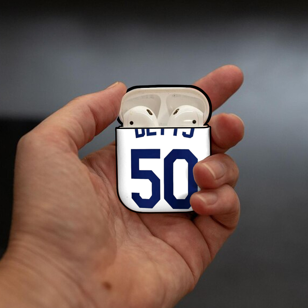  AirPods 2 Case Hard Shell Black, Flexible PC Material, Precise Cutouts, Full Protection, Anti-Fingerprint, Washable, Includes Keychain – Durable & Slim Design