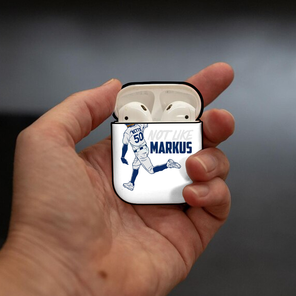  AirPods 2 Case Hard Shell Black, Flexible PC Material, Precise Cutouts, Full Protection, Anti-Fingerprint, Washable, Includes Keychain – Durable & Slim Design