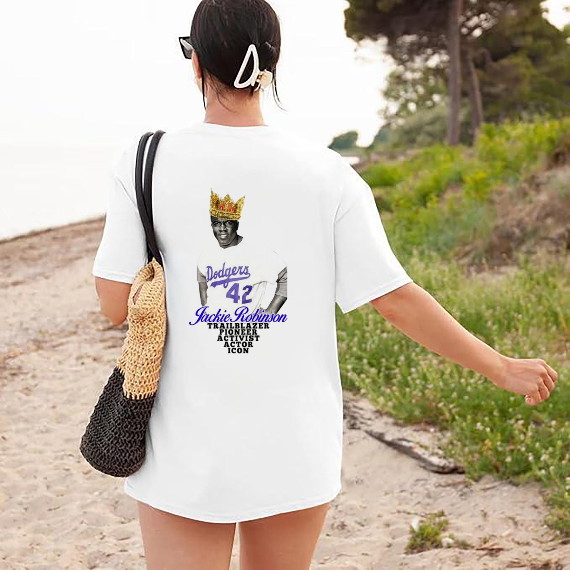  180g Combed Cotton T-Shirt With Back Heat Transfer Print – Soft, Lightweight, Fitted Design – Stylish Casual Wear For Sports & Everyday Use