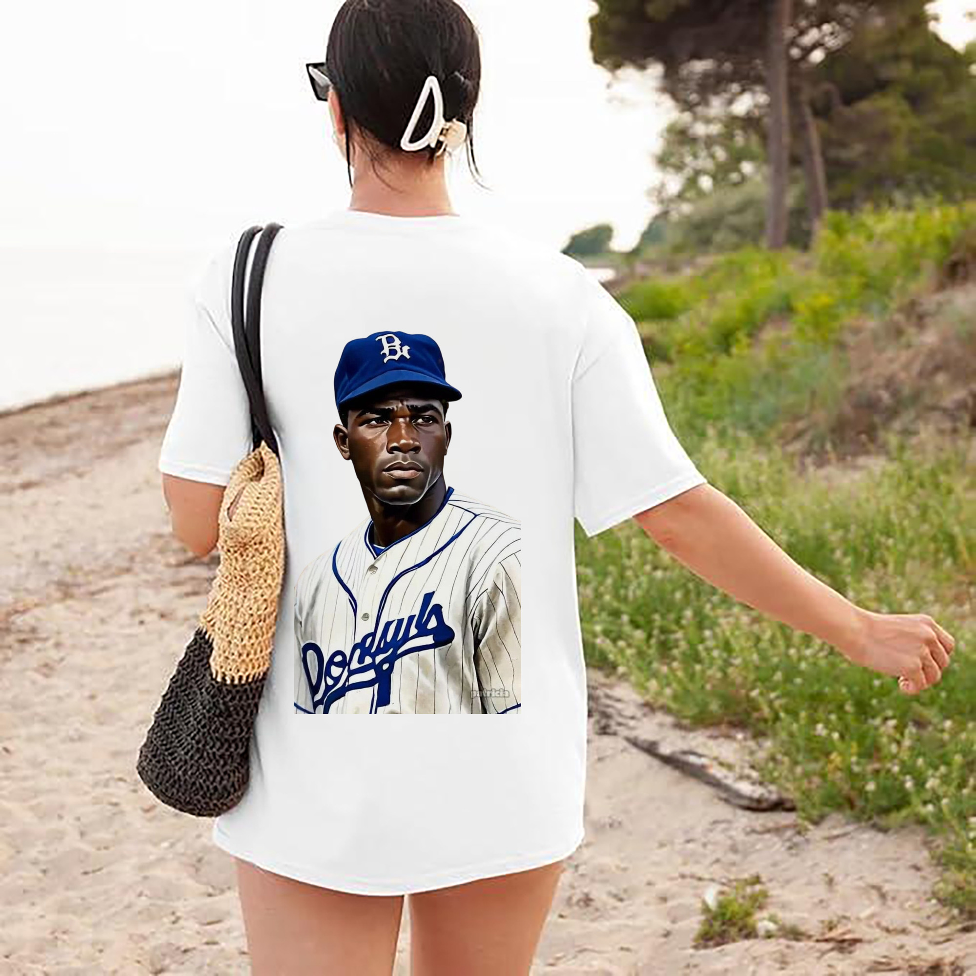  180g Combed Cotton T-Shirt With Back Heat Transfer Print – Soft, Lightweight, Fitted Design – Stylish Casual Wear For Sports & Everyday Use