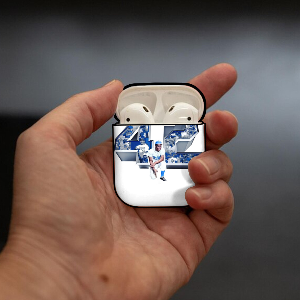  AirPods 2 Case Hard Shell Black, Flexible PC Material, Precise Cutouts, Full Protection, Anti-Fingerprint, Washable, Includes Keychain – Durable & Slim Design