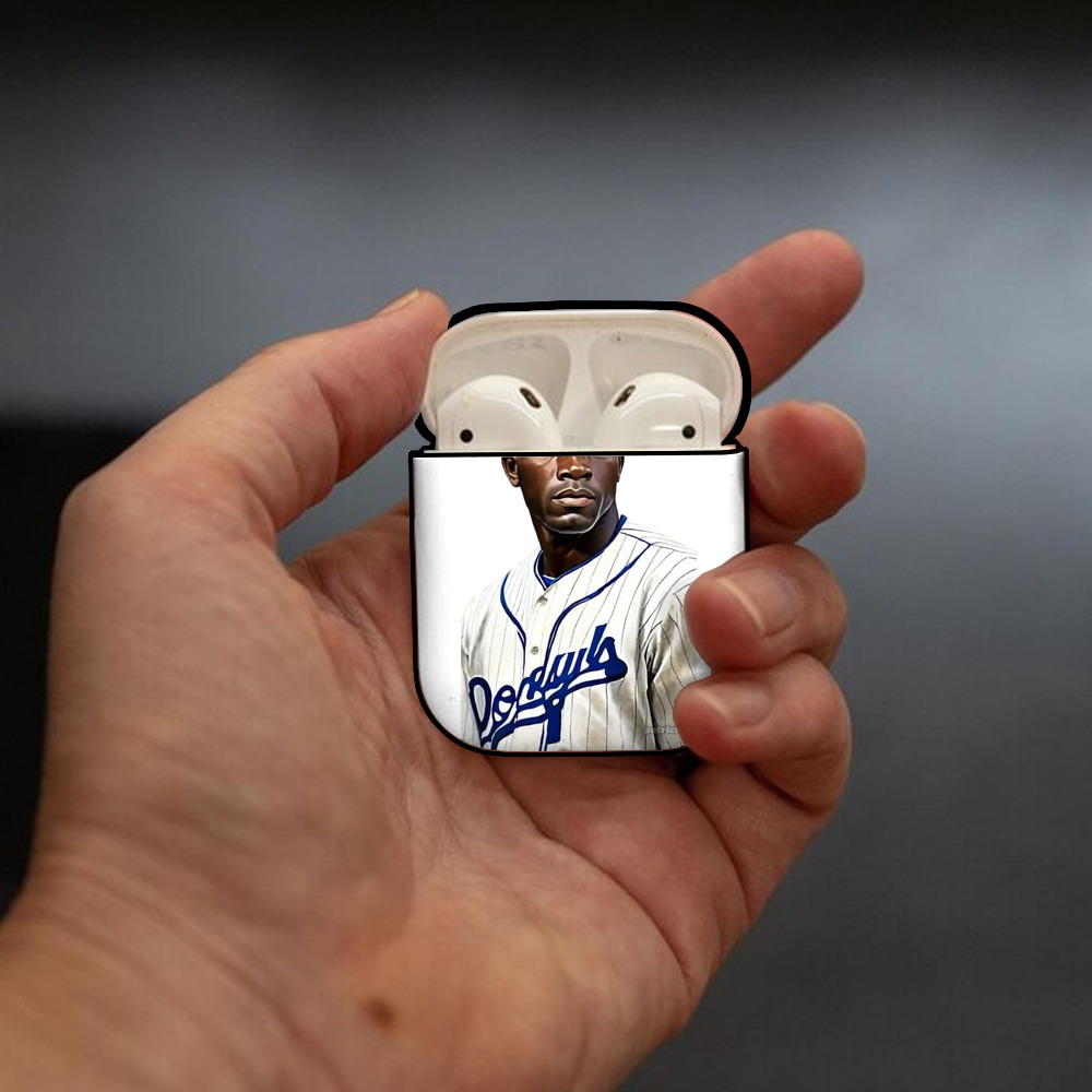  AirPods 2 Case Hard Shell Black, Flexible PC Material, Precise Cutouts, Full Protection, Anti-Fingerprint, Washable, Includes Keychain – Durable & Slim Design