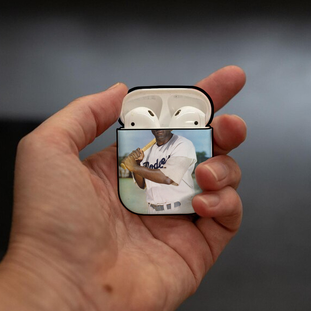  AirPods 2 Case Hard Shell Black, Flexible PC Material, Precise Cutouts, Full Protection, Anti-Fingerprint, Washable, Includes Keychain – Durable & Slim Design