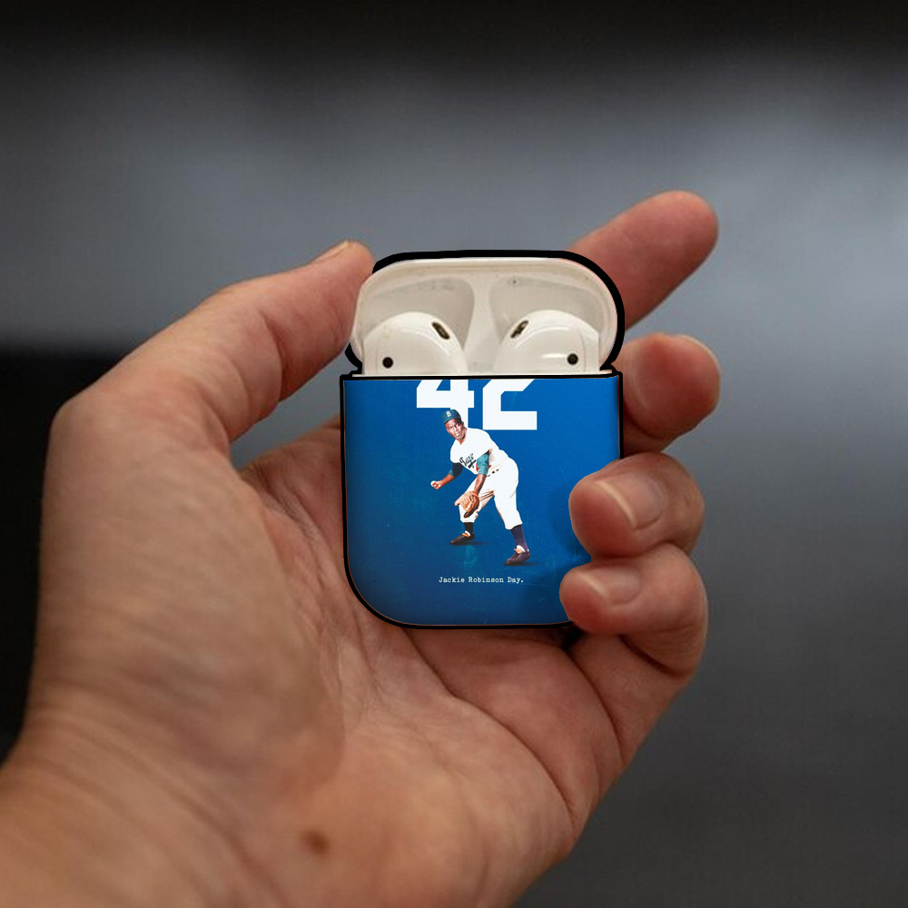  AirPods 2 Case Hard Shell Black, Flexible PC Material, Precise Cutouts, Full Protection, Anti-Fingerprint, Washable, Includes Keychain – Durable & Slim Design