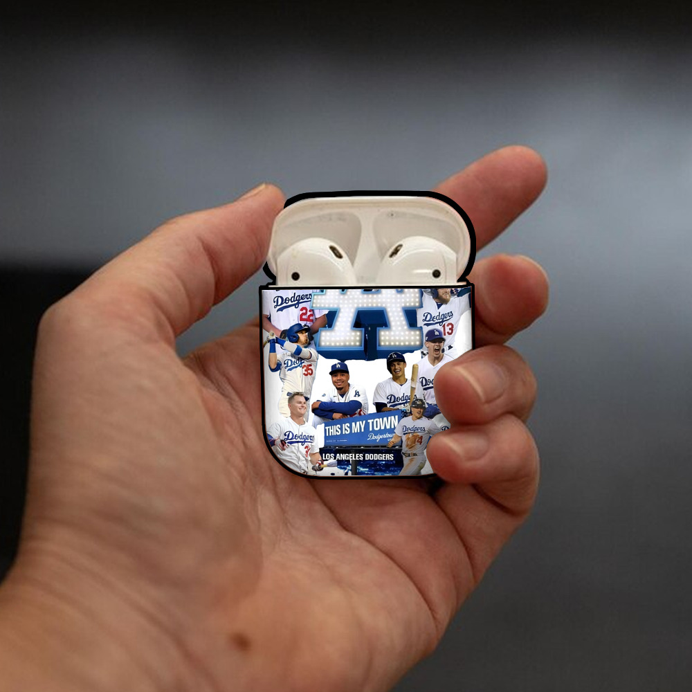  AirPods 2 Case Hard Shell Black, Flexible PC Material, Precise Cutouts, Full Protection, Anti-Fingerprint, Washable, Includes Keychain – Durable & Slim Design