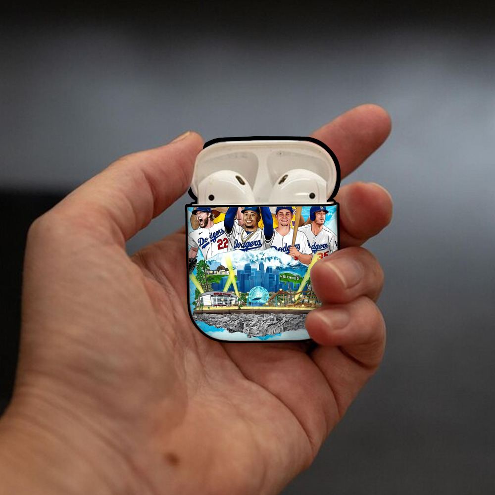  AirPods 2 Case Hard Shell Black, Flexible PC Material, Precise Cutouts, Full Protection, Anti-Fingerprint, Washable, Includes Keychain – Durable & Slim Design