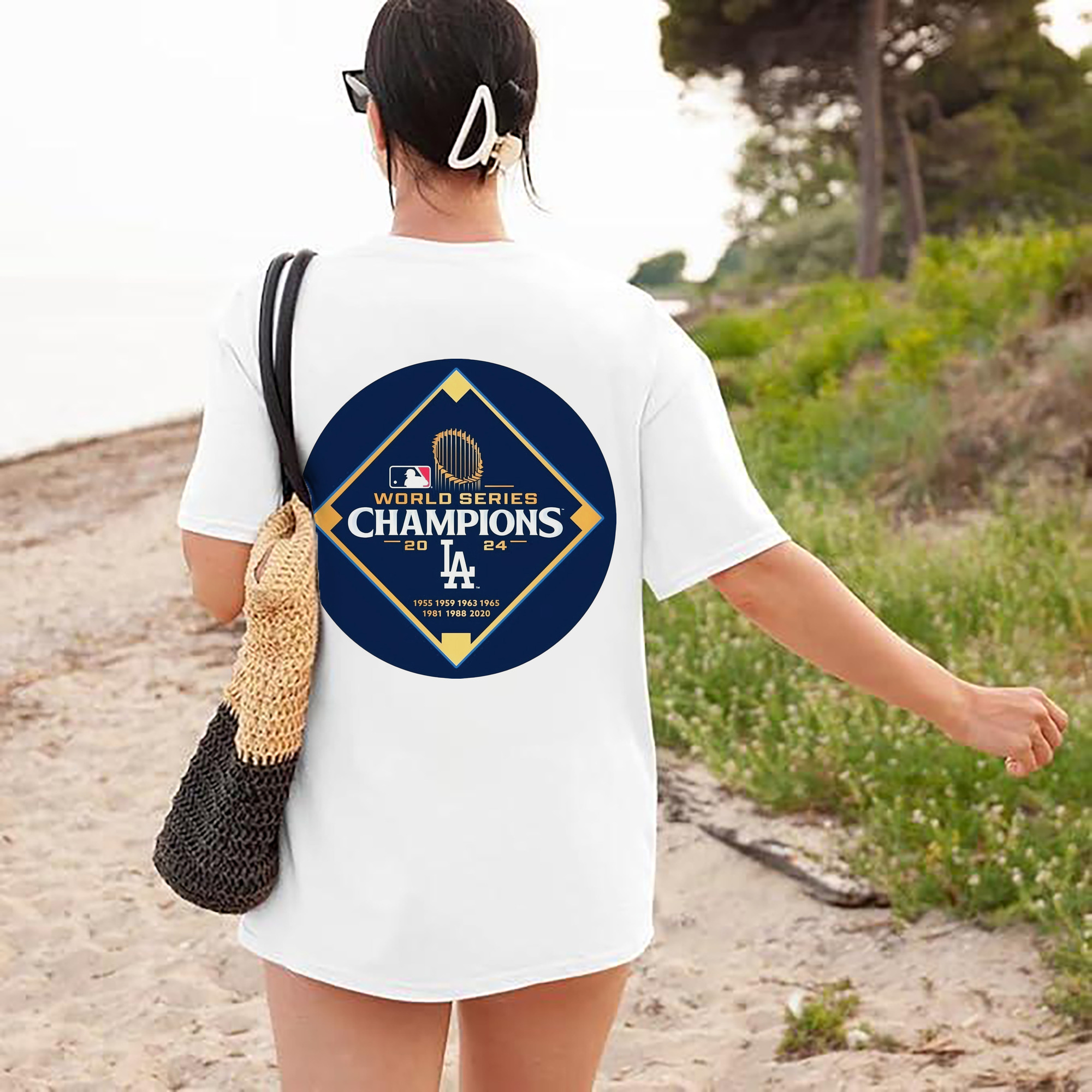  180g Combed Cotton T-Shirt With Back Heat Transfer Print – Soft, Lightweight, Fitted Design – Stylish Casual Wear For Sports & Everyday Use