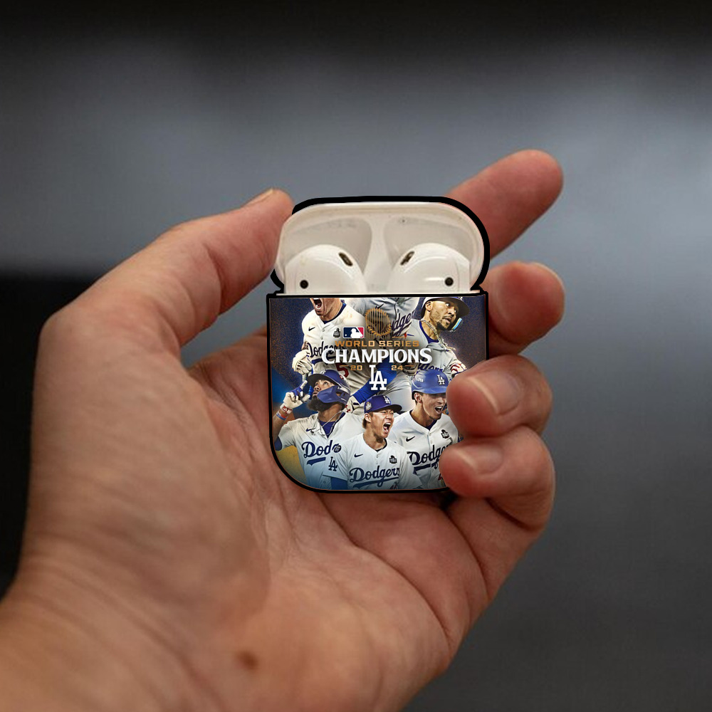  AirPods 2 Case Hard Shell Black, Flexible PC Material, Precise Cutouts, Full Protection, Anti-Fingerprint, Washable, Includes Keychain – Durable & Slim Design