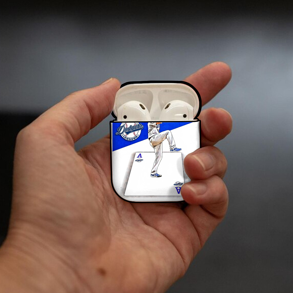  AirPods 2 Case Hard Shell Black, Flexible PC Material, Precise Cutouts, Full Protection, Anti-Fingerprint, Washable, Includes Keychain – Durable & Slim Design