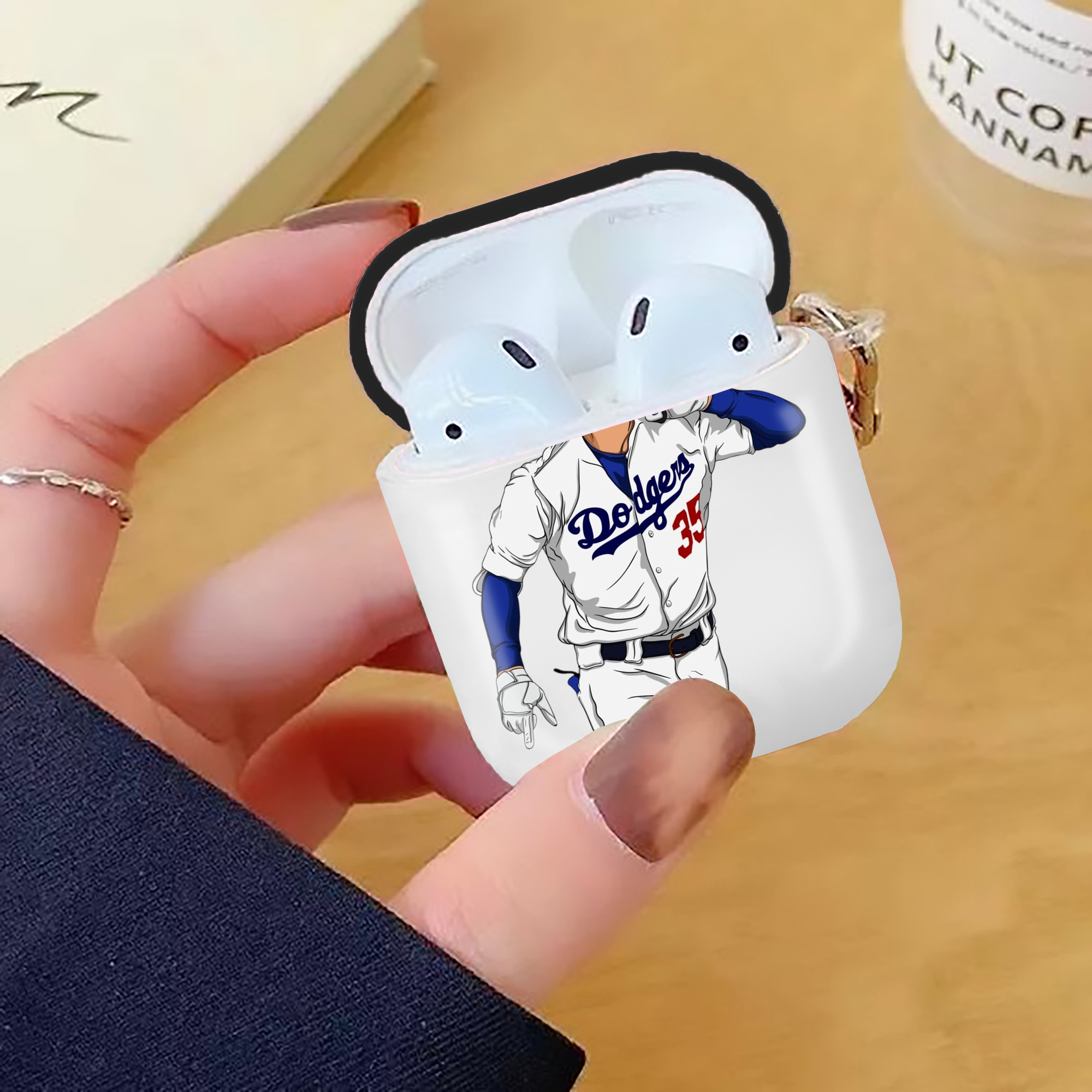  AirPods 2 Case Hard Shell Black, Flexible PC Material, Precise Cutouts, Full Protection, Anti-Fingerprint, Washable, Includes Keychain – Durable & Slim Design