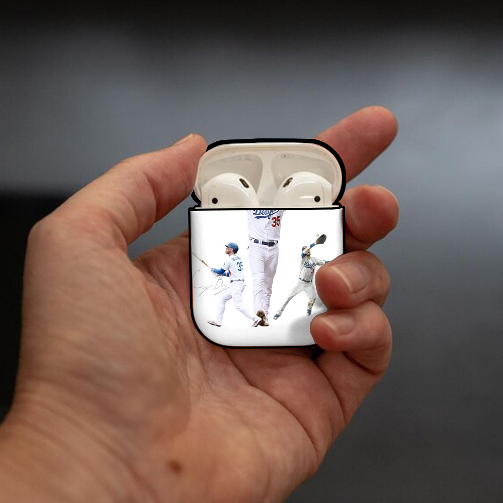  AirPods 2 Case Hard Shell Black, Flexible PC Material, Precise Cutouts, Full Protection, Anti-Fingerprint, Washable, Includes Keychain – Durable & Slim Design