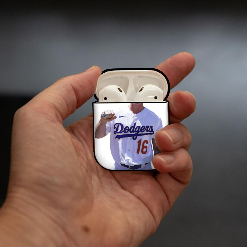  AirPods 2 Case Hard Shell Black, Flexible PC Material, Precise Cutouts, Full Protection, Anti-Fingerprint, Washable, Includes Keychain – Durable & Slim Design