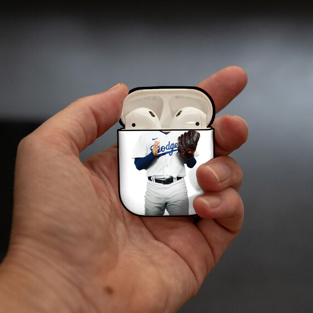  AirPods 2 Case Hard Shell Black, Flexible PC Material, Precise Cutouts, Full Protection, Anti-Fingerprint, Washable, Includes Keychain – Durable & Slim Design