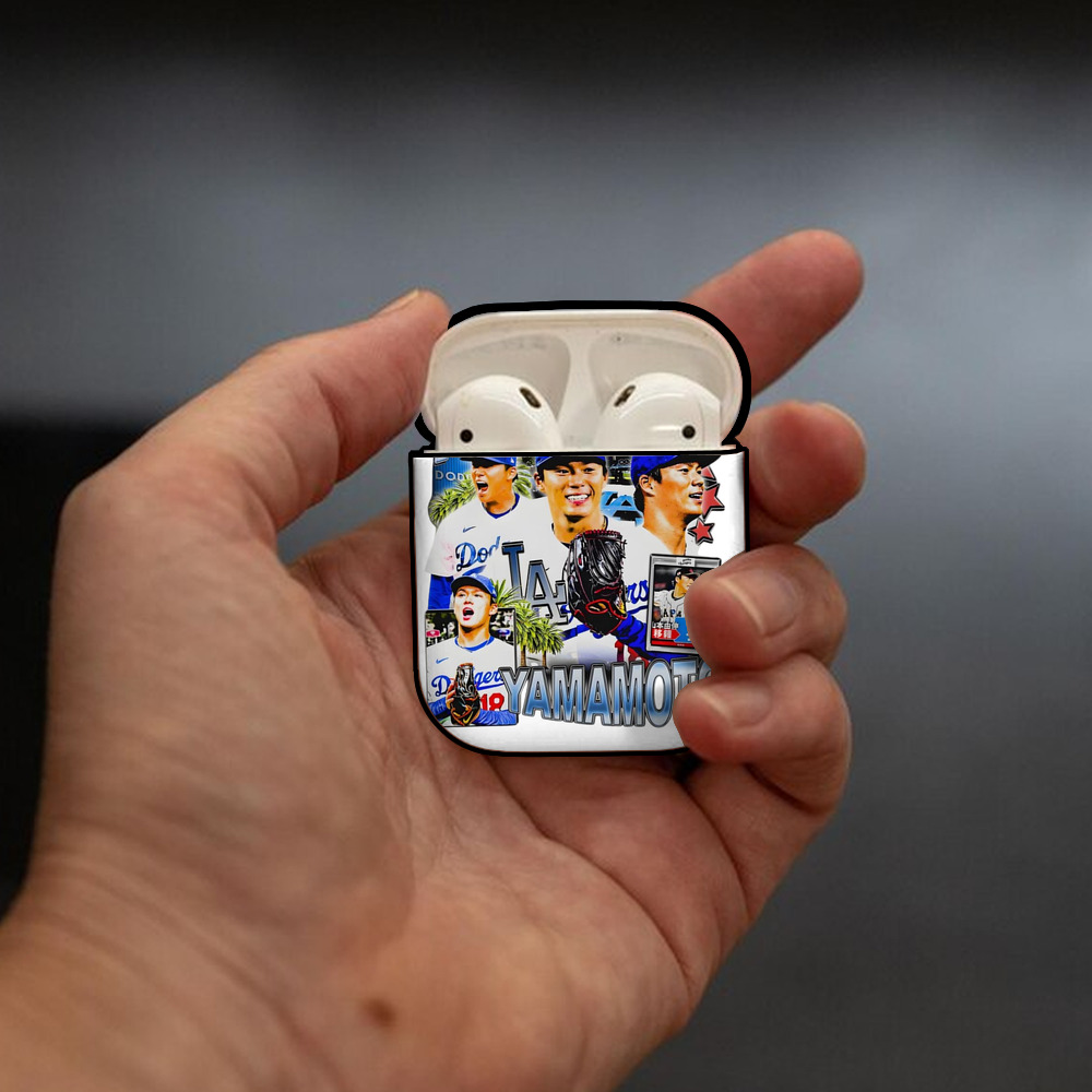  AirPods 2 Case Hard Shell Black, Flexible PC Material, Precise Cutouts, Full Protection, Anti-Fingerprint, Washable, Includes Keychain – Durable & Slim Design